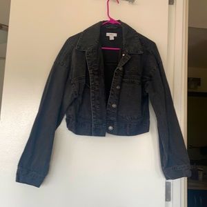 Cropped denim jacket